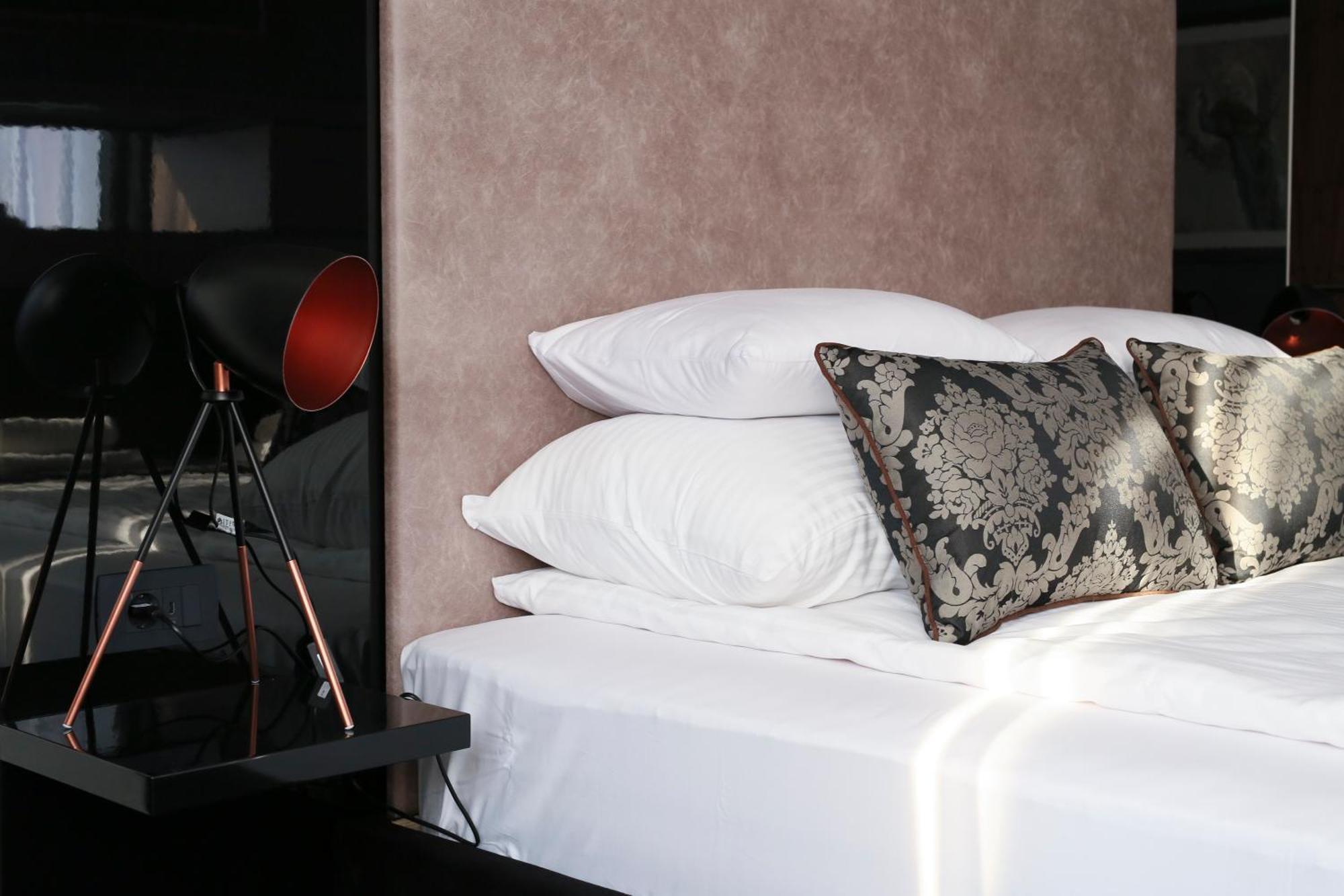 Carpe Diem Boutique Hotel Зениця Екстер'єр фото