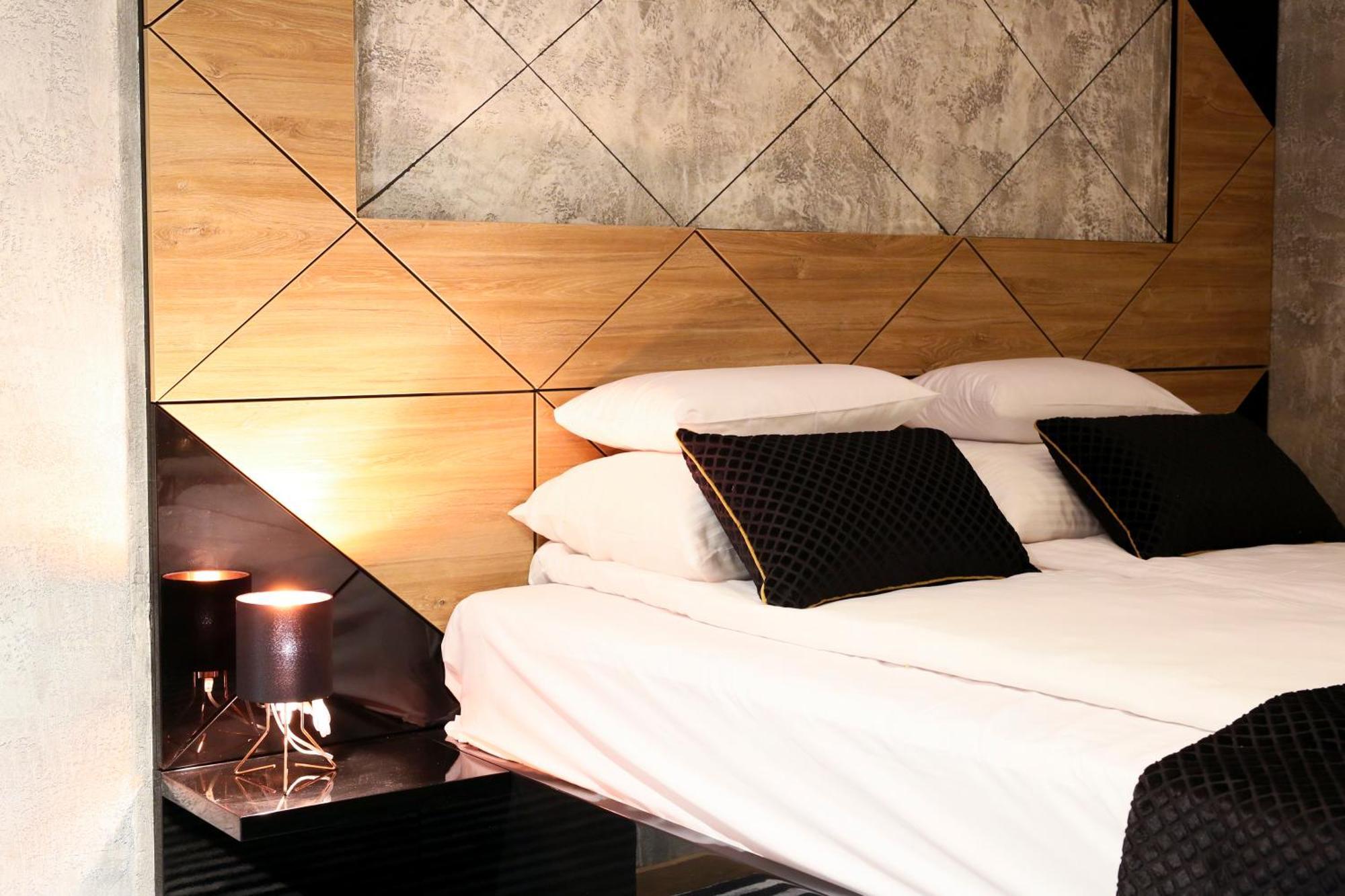 Carpe Diem Boutique Hotel Зениця Екстер'єр фото
