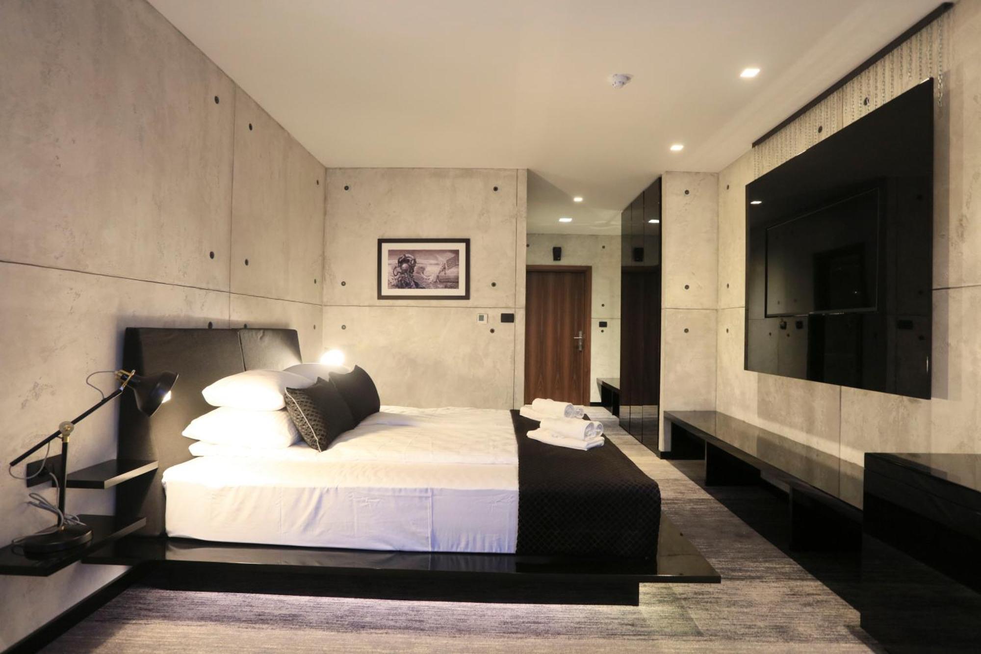 Carpe Diem Boutique Hotel Зениця Екстер'єр фото