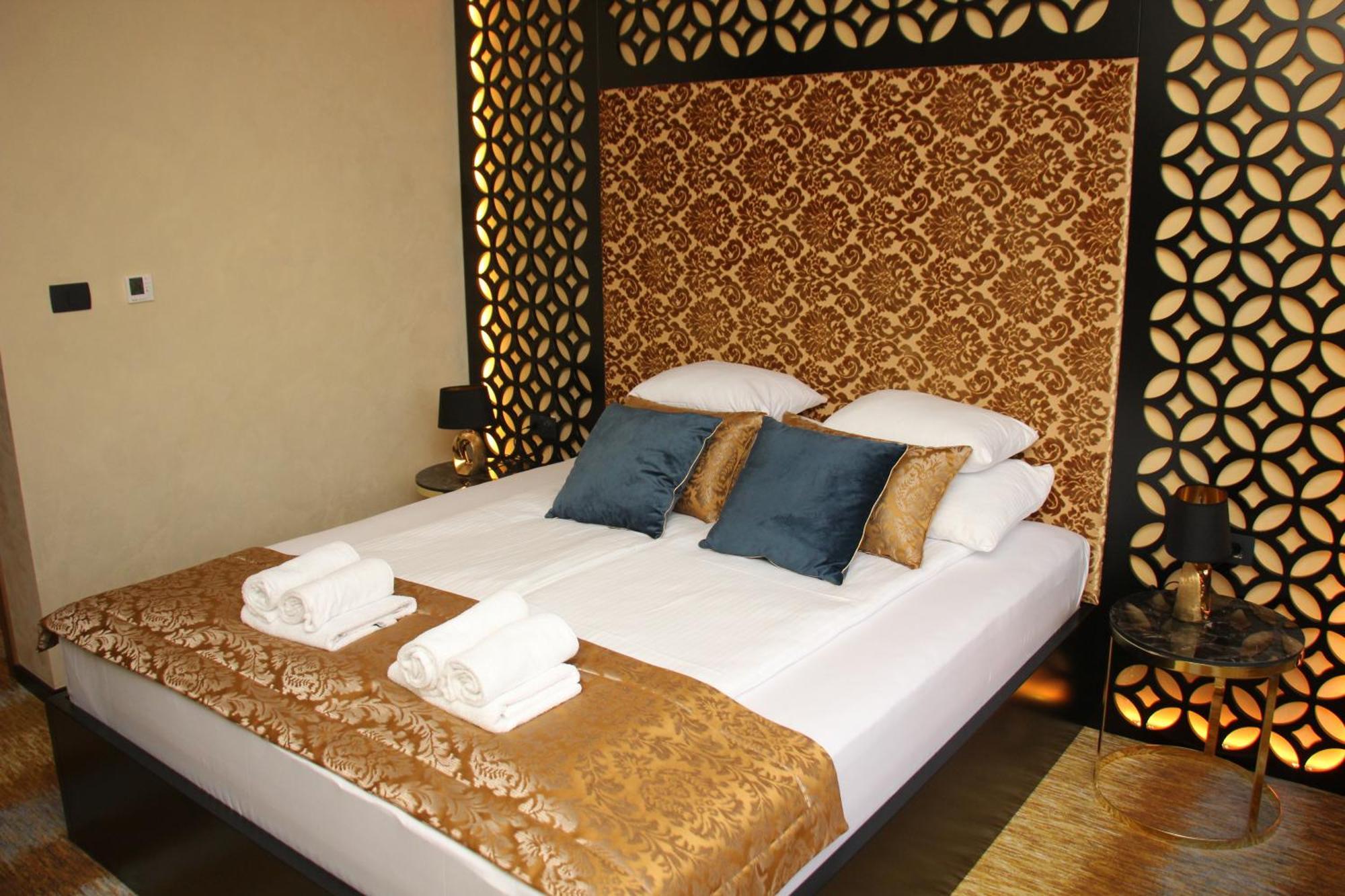 Carpe Diem Boutique Hotel Зениця Екстер'єр фото
