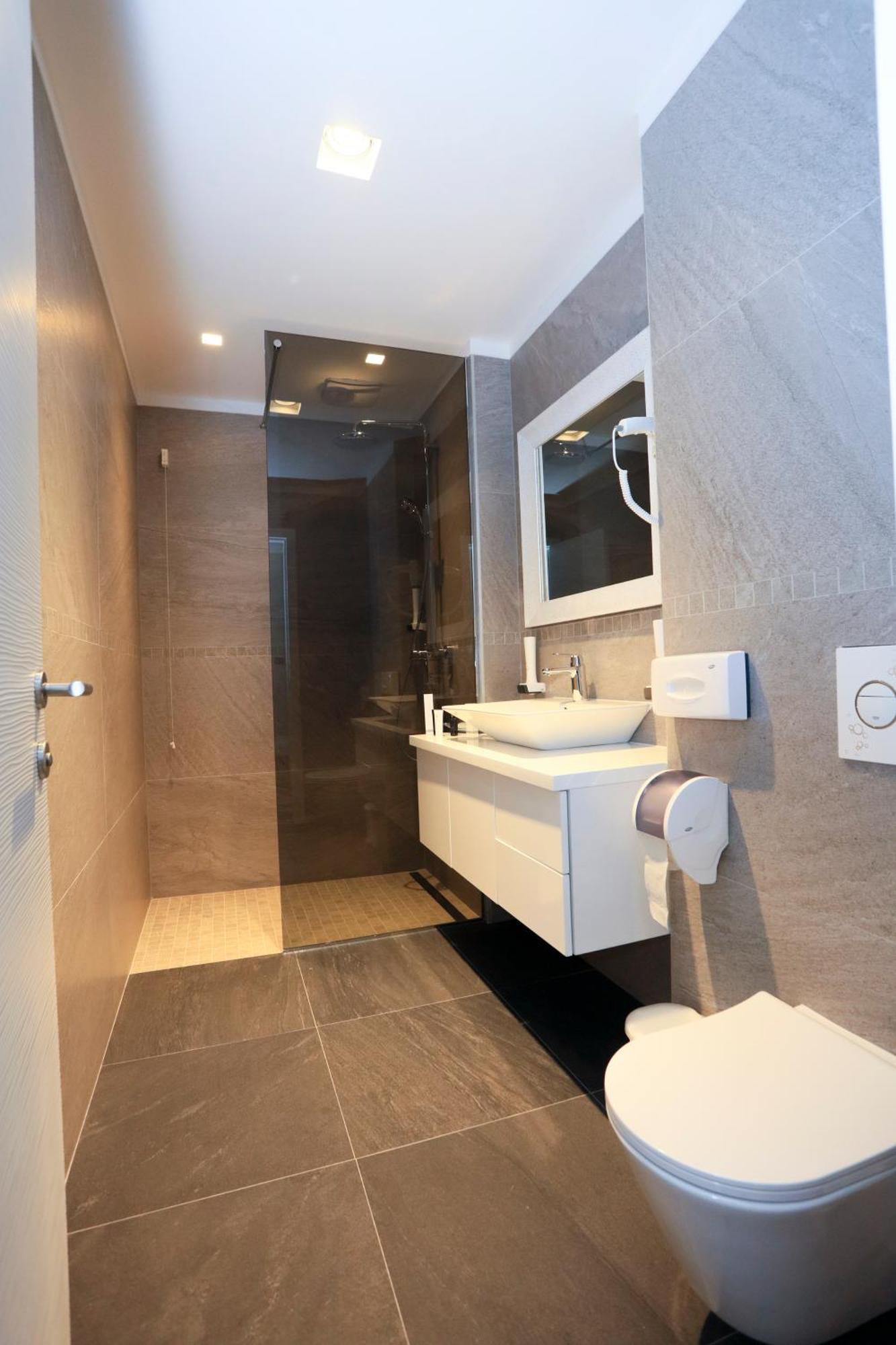 Carpe Diem Boutique Hotel Зениця Екстер'єр фото