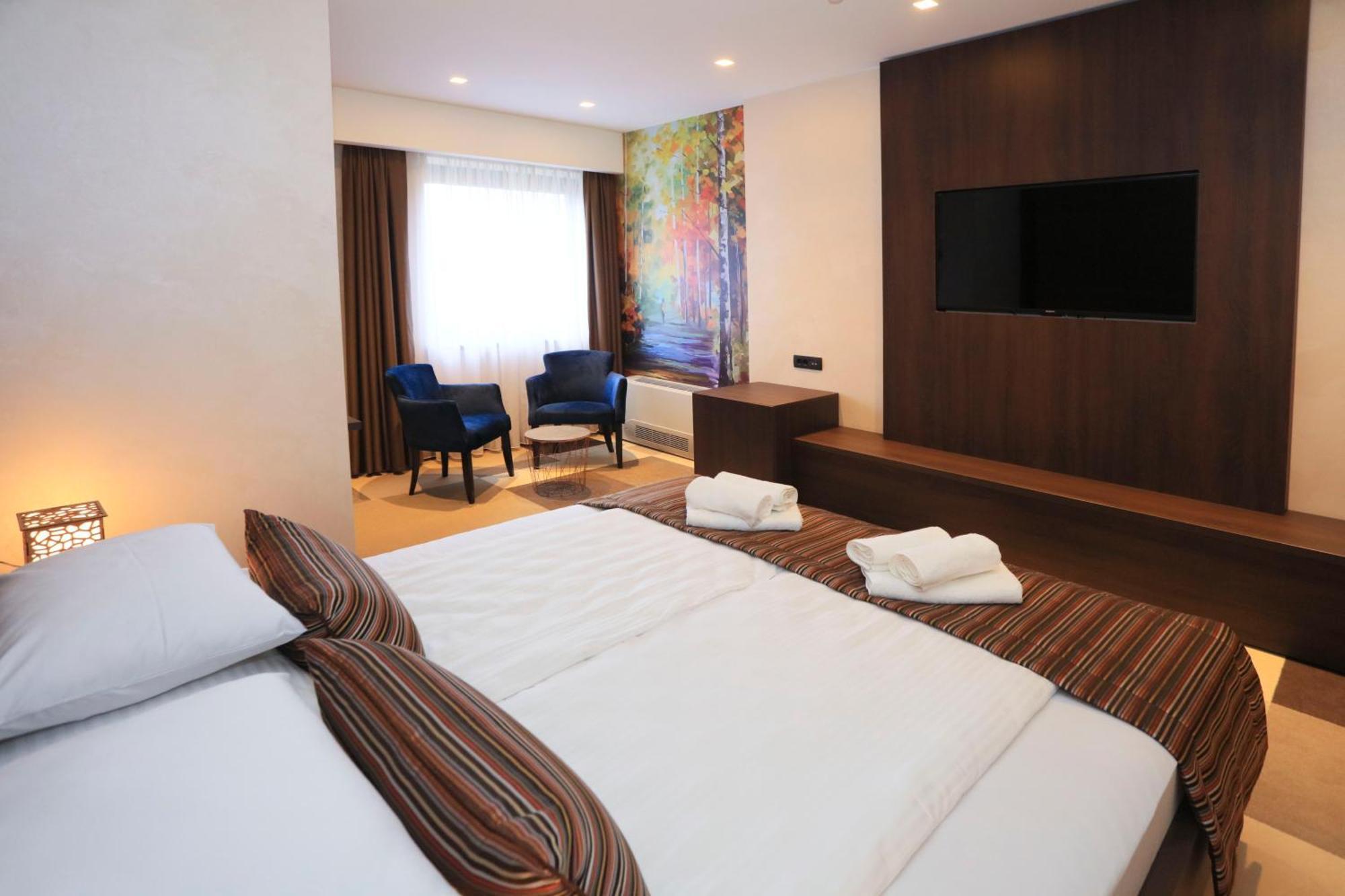 Carpe Diem Boutique Hotel Зениця Екстер'єр фото